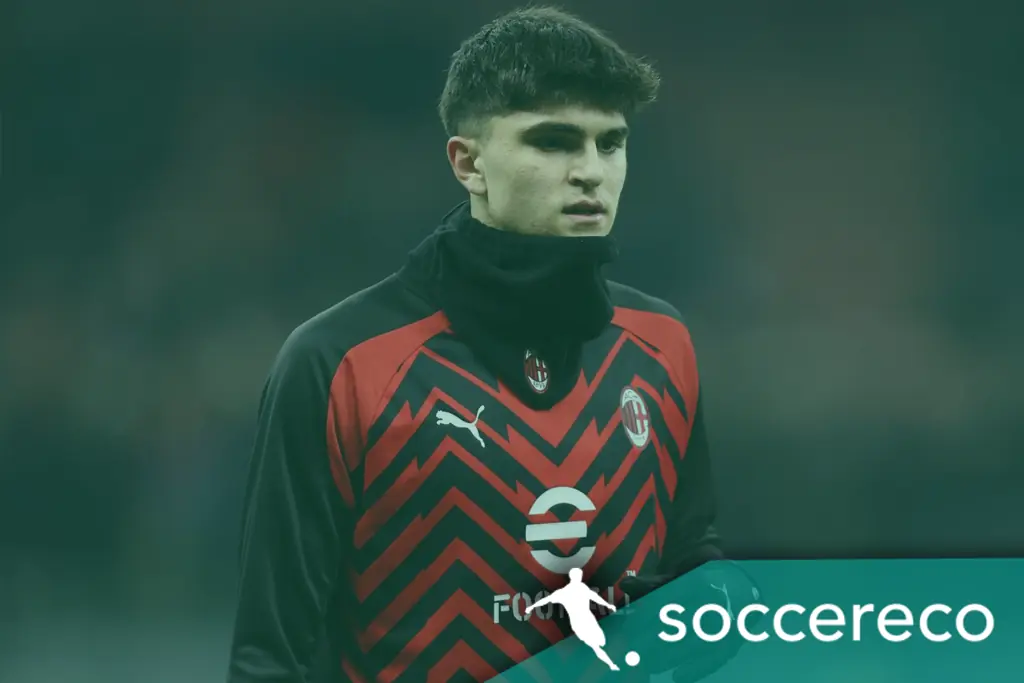 AC Milan teenager follows in Maldini footsteps