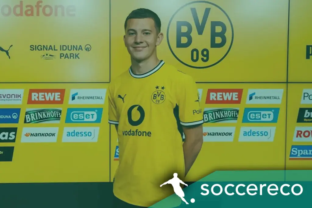 Borussia Dortmund Sign Karetsas in Record €35 Million Transfer